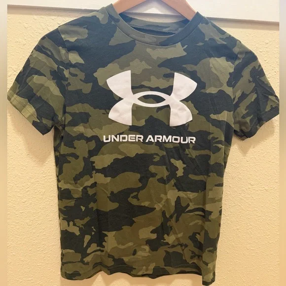 Under Armour tees - Picture 7 of 11